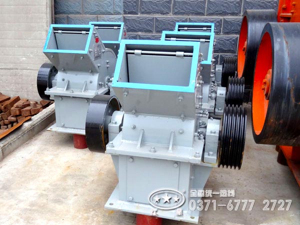 小型錘式破碎機工作原理、型號及參數(shù)