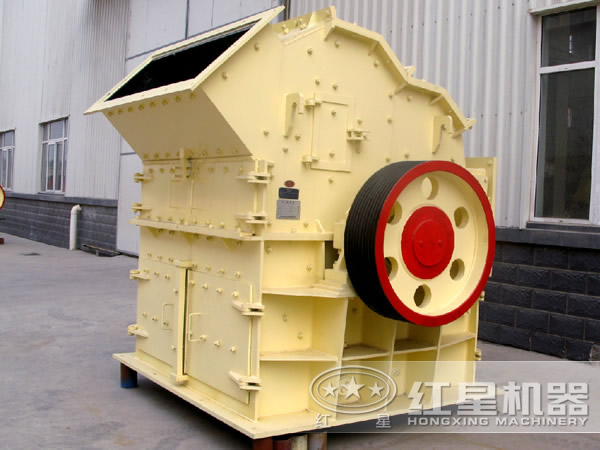 PXJ800×600型石灰石高產(chǎn)細(xì)碎機(jī)_小功率，大能力，值得一看
