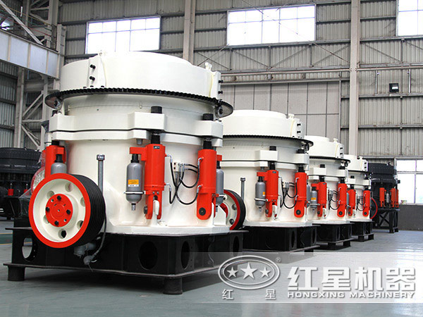 1750型短頭圓錐破碎機(jī)多少錢？大概生產(chǎn)量可達(dá)多少噸？