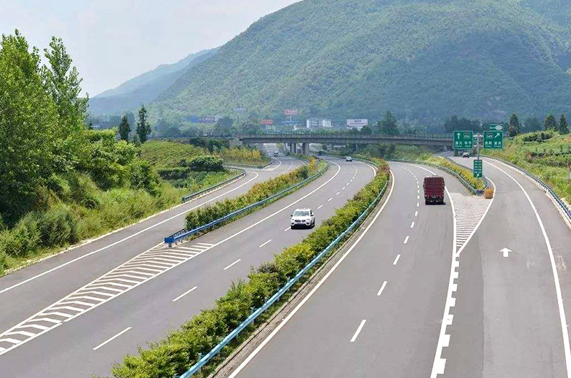 公路瀝青用礦粉設(shè)備多少錢一套？