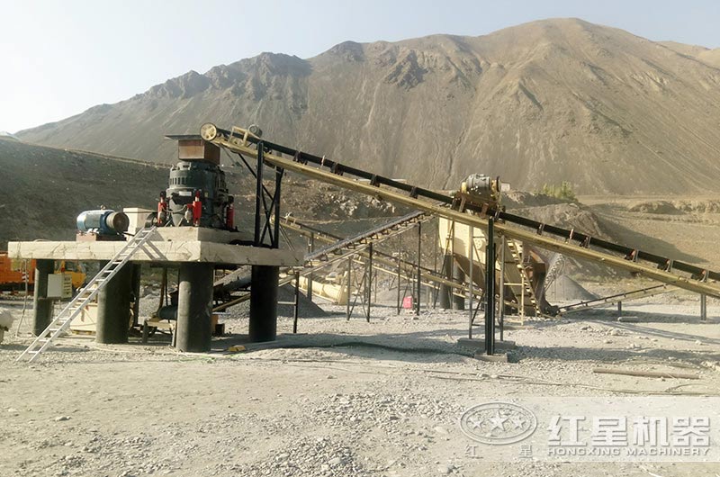 中型碎石機(jī)多少錢(qián)一臺(tái)，一天能碎多少石頭？