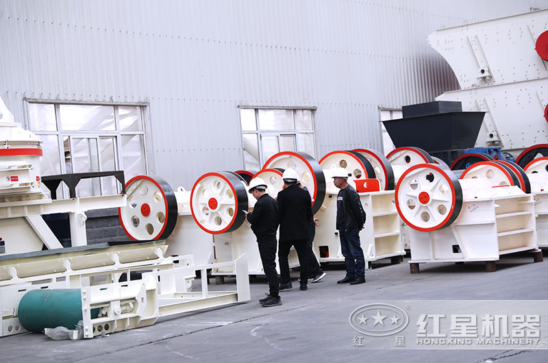 石子粉碎機(jī)有哪些？哪種適合中小型石料廠？