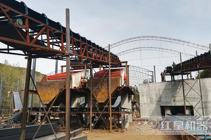 一噸原石出多少噸12、13石子？都需要哪些石子碎石機(jī)設(shè)備？